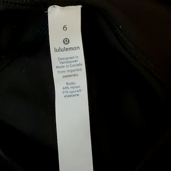COPY - Lululemon Wunder Under Crop (Hi-Rise) *Full-On Luxtreme 21", Black, Size… - Picture 9 of 10